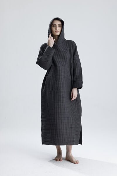 GİYİLEBİLİR FÜME UZUN WAFFLE KUMAŞ BORNOZ