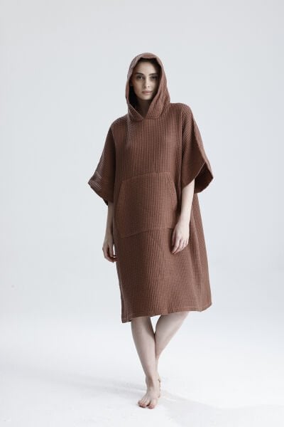 GİYİLEBİLİR TARÇIN KISA WAFFLE KUMAŞ BORNOZ