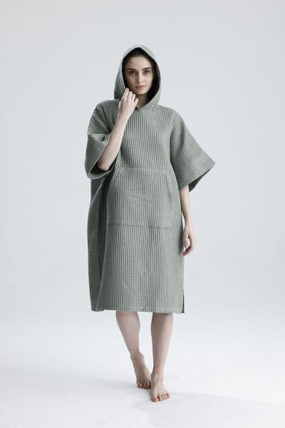 GİYİLEBİLİR YEŞİL KISA WAFFLE KUMAŞ BORNOZ