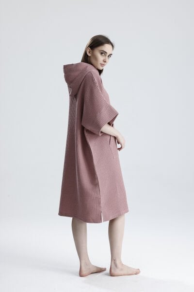 GİYİLEBİLİR PUDRA KISA WAFFLE BORNOZ