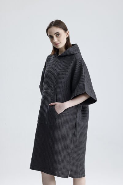 GİYİLEBİLİR FÜME KISA WAFFLE KUMAŞ BORNOZ