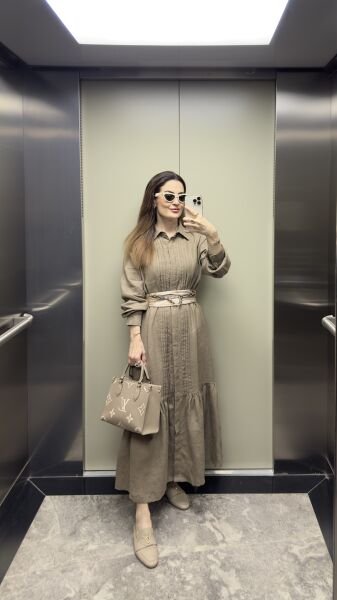 KETEN NERVÜRLÜ KOYU BEJ ELBİSE