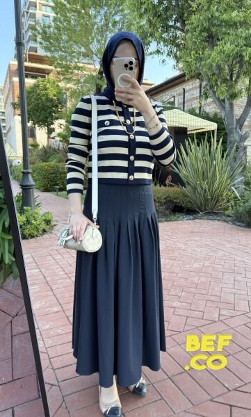 PİLELİ LACİVERT ETEK