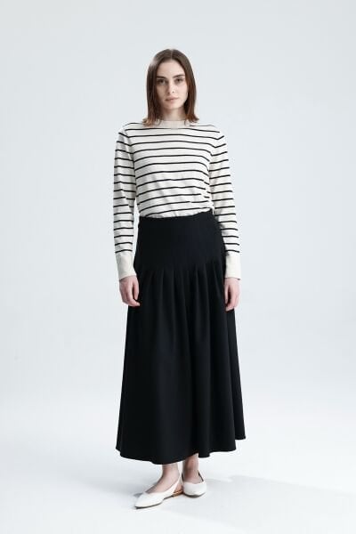 PİLELİ SİYAH ETEK