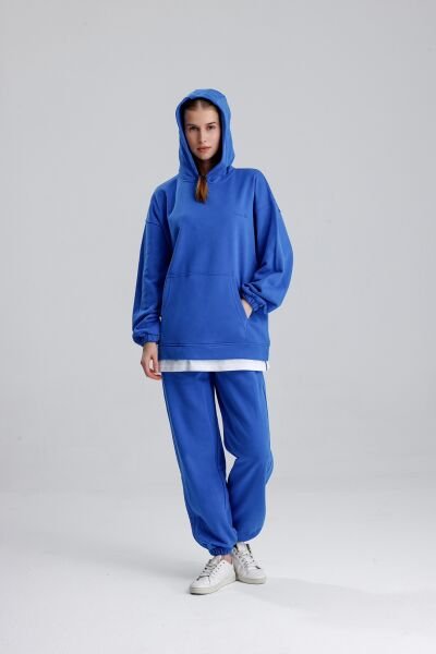 KAPÜŞONLU MAVİ EŞOFMAN TAKIMI