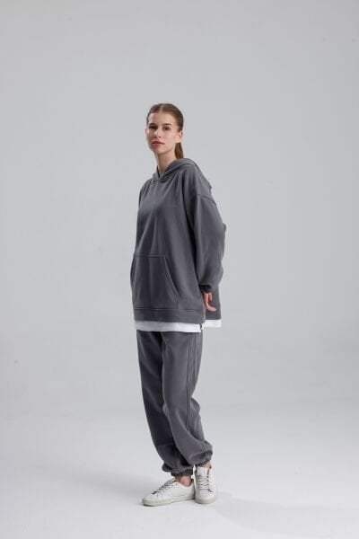 KAPÜŞONLU FÜME EŞOFMAN TAKIMI