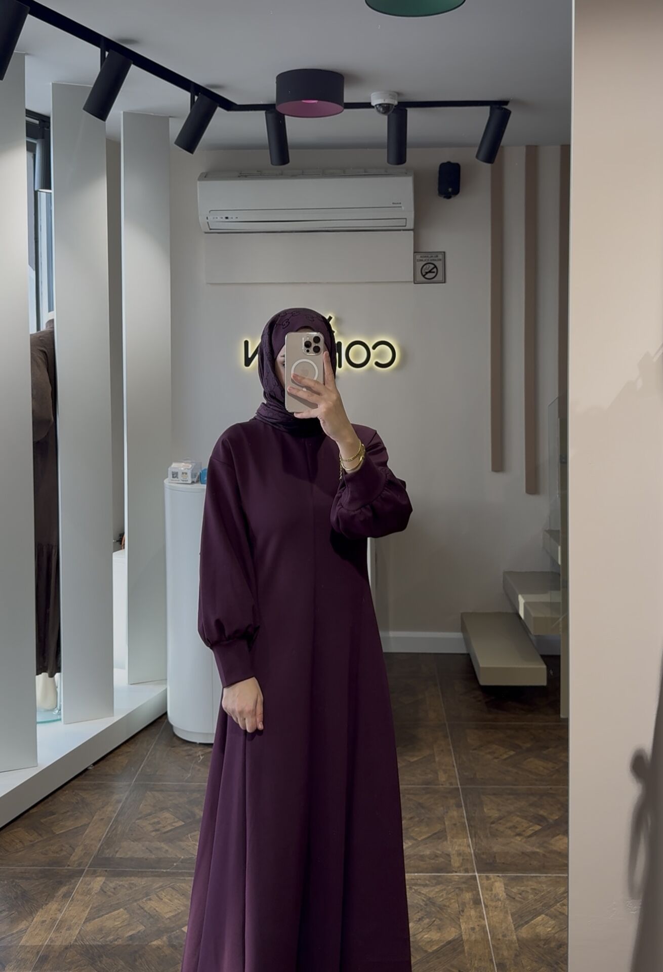 MÜRDÜM BOĞAZLI ELBİSE