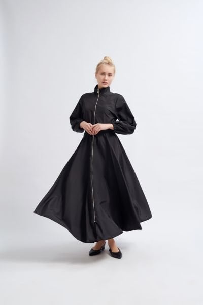 FERMUARLI SİYAH ELBİSE