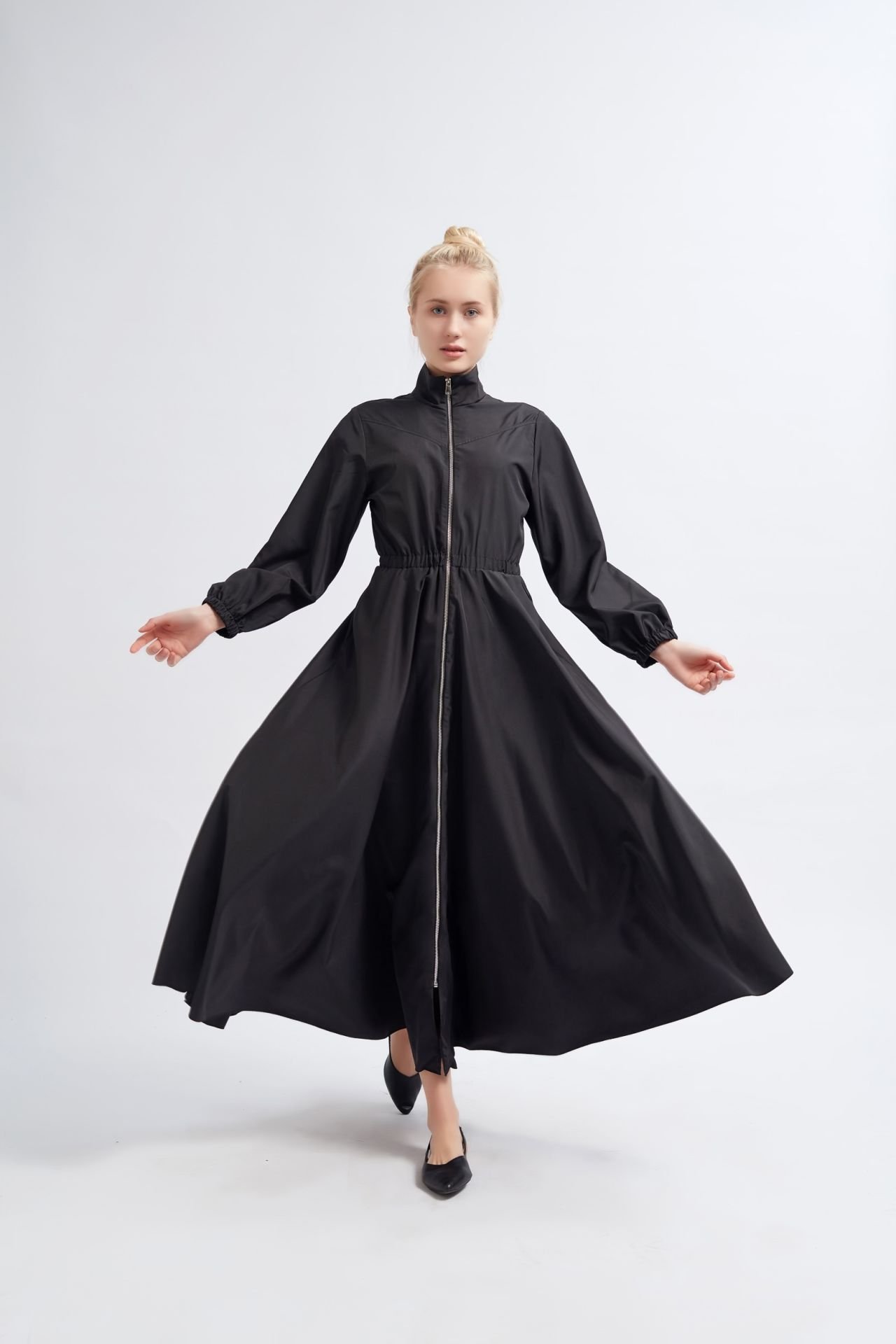 FERMUARLI SİYAH ELBİSE