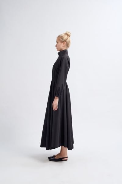 FERMUARLI SİYAH ELBİSE