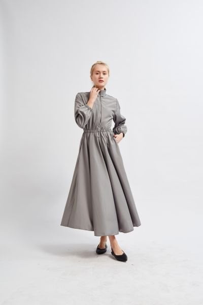 FERMUARLI GRİ ELBİSE