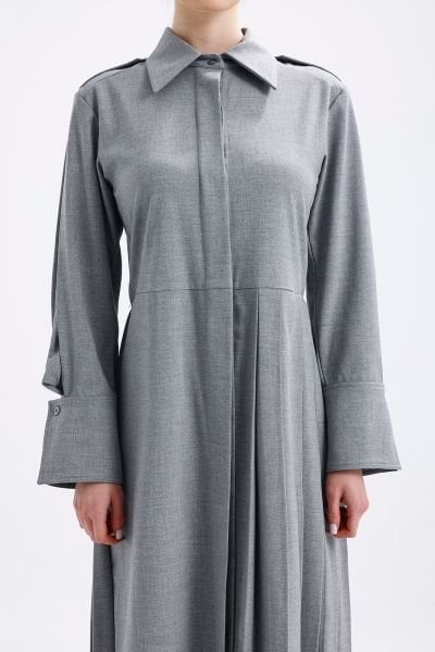 GRİ PİLELİ ELBİSE
