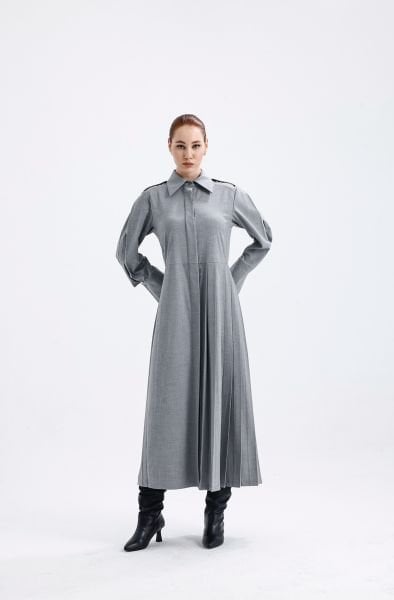 GRİ PİLELİ ELBİSE